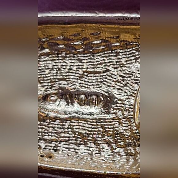 Avon Swirl rhinestone earrings, clip on - Picture 3 of 3